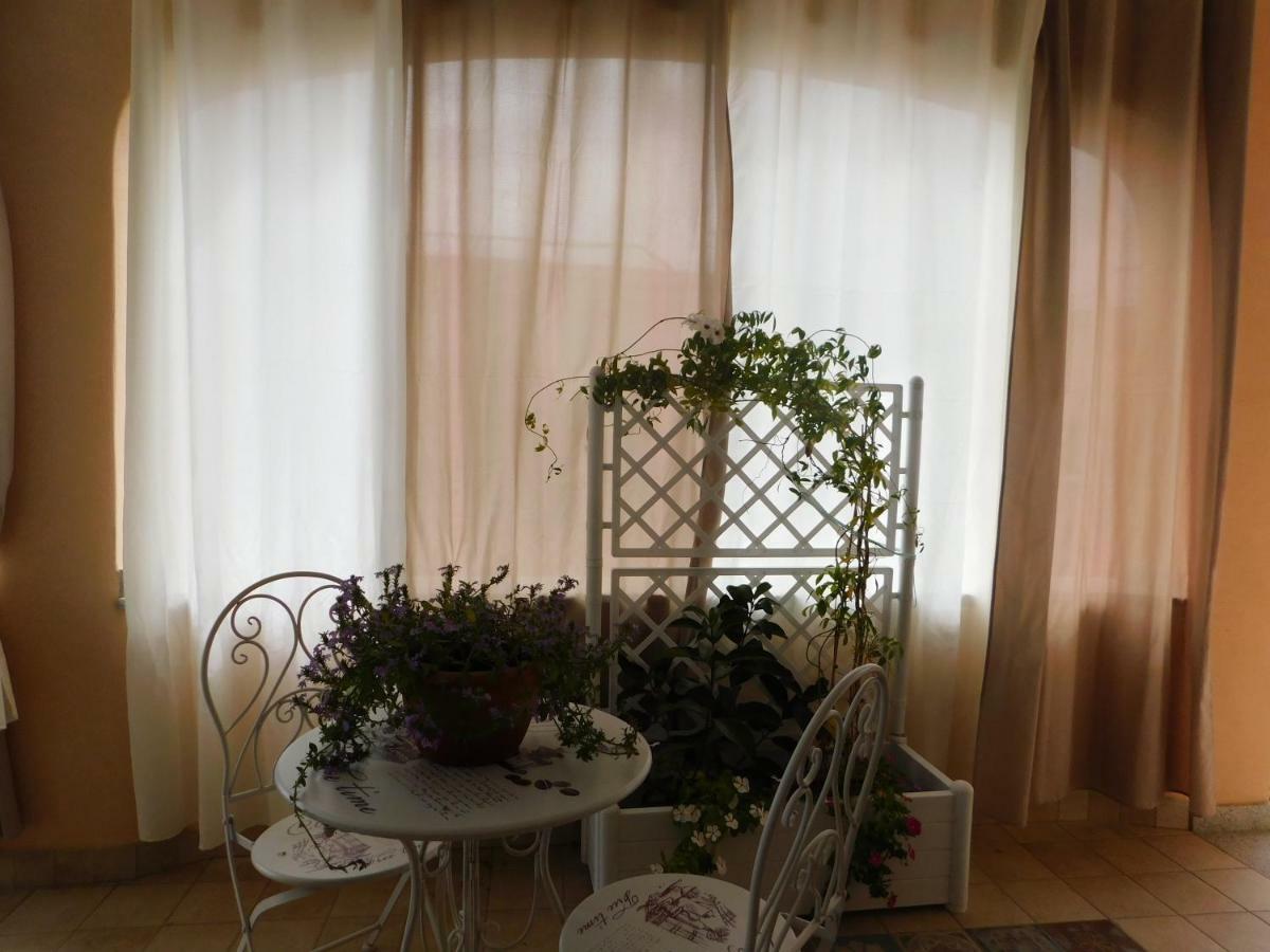 B&B Sos Manneddos Посада Экстерьер фото